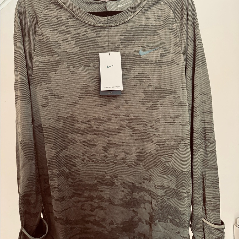(RARE FIND!) Nike Running - Men's Long Sleeve Camo